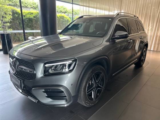 MERCEDES-BENZ GLB 220 2.0 MHEV AMG LINE 4MATIC 8G-DCT MERCEDES-BENZ GLB 220 2.0 MHEV AMG LINE 4MATIC 8G-DCT
